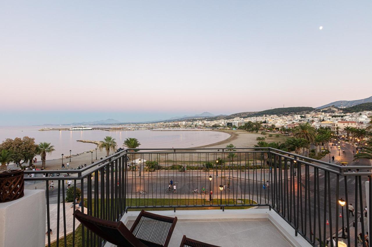 V77 Seafront Suites Rethymno Exterior foto
