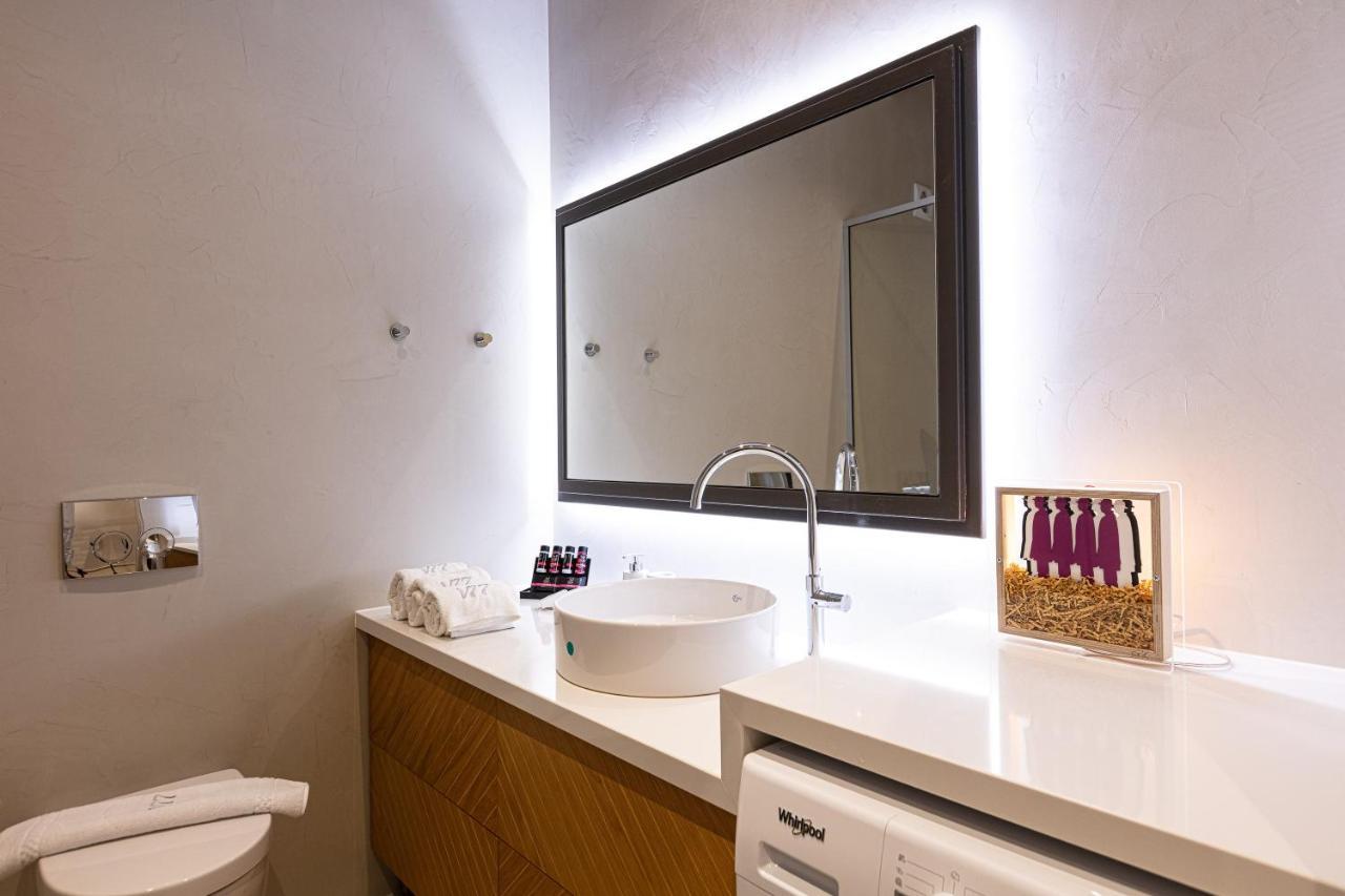 V77 Seafront Suites Rethymno Exterior foto