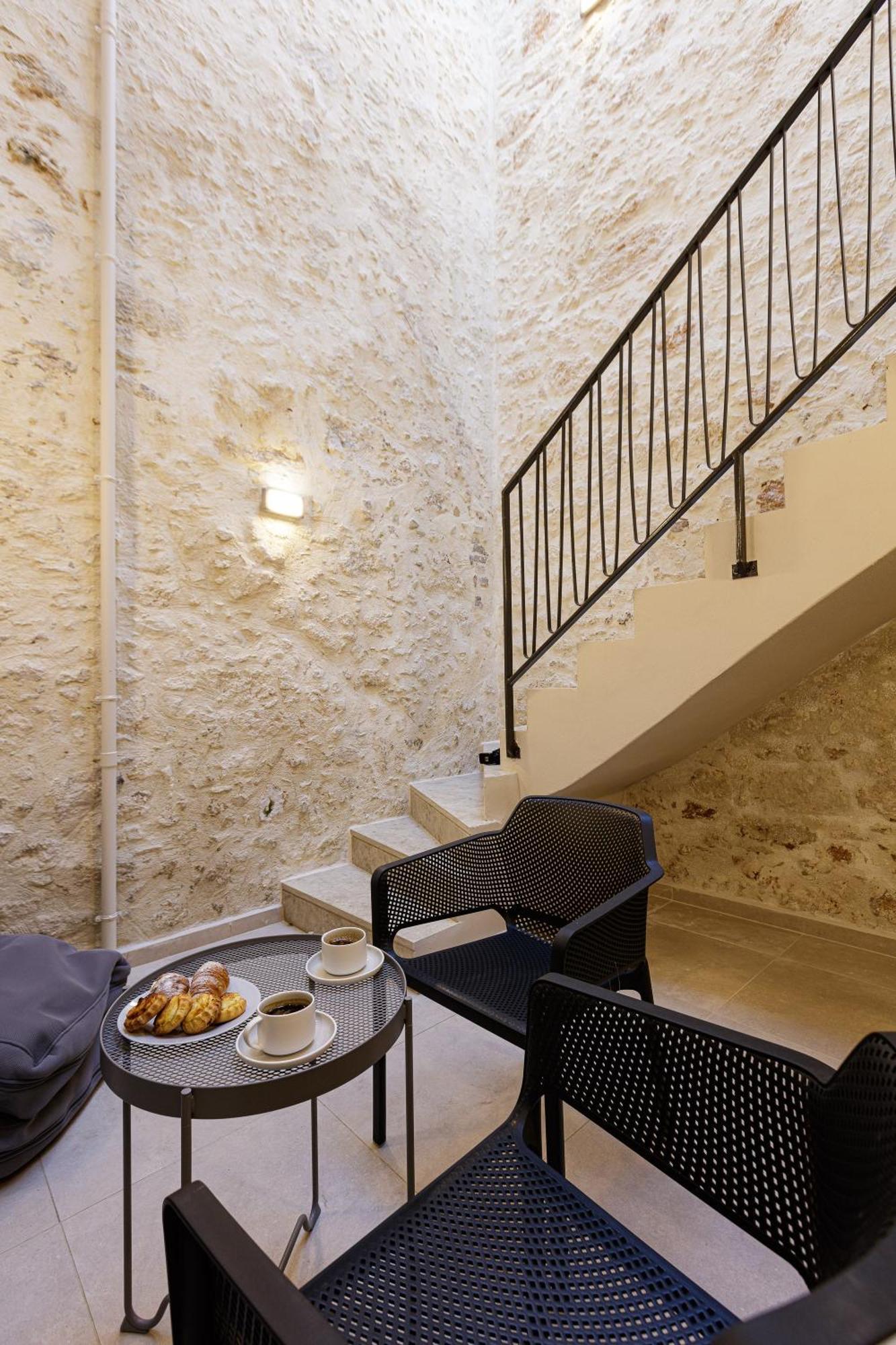 V77 Seafront Suites Rethymno Quarto foto